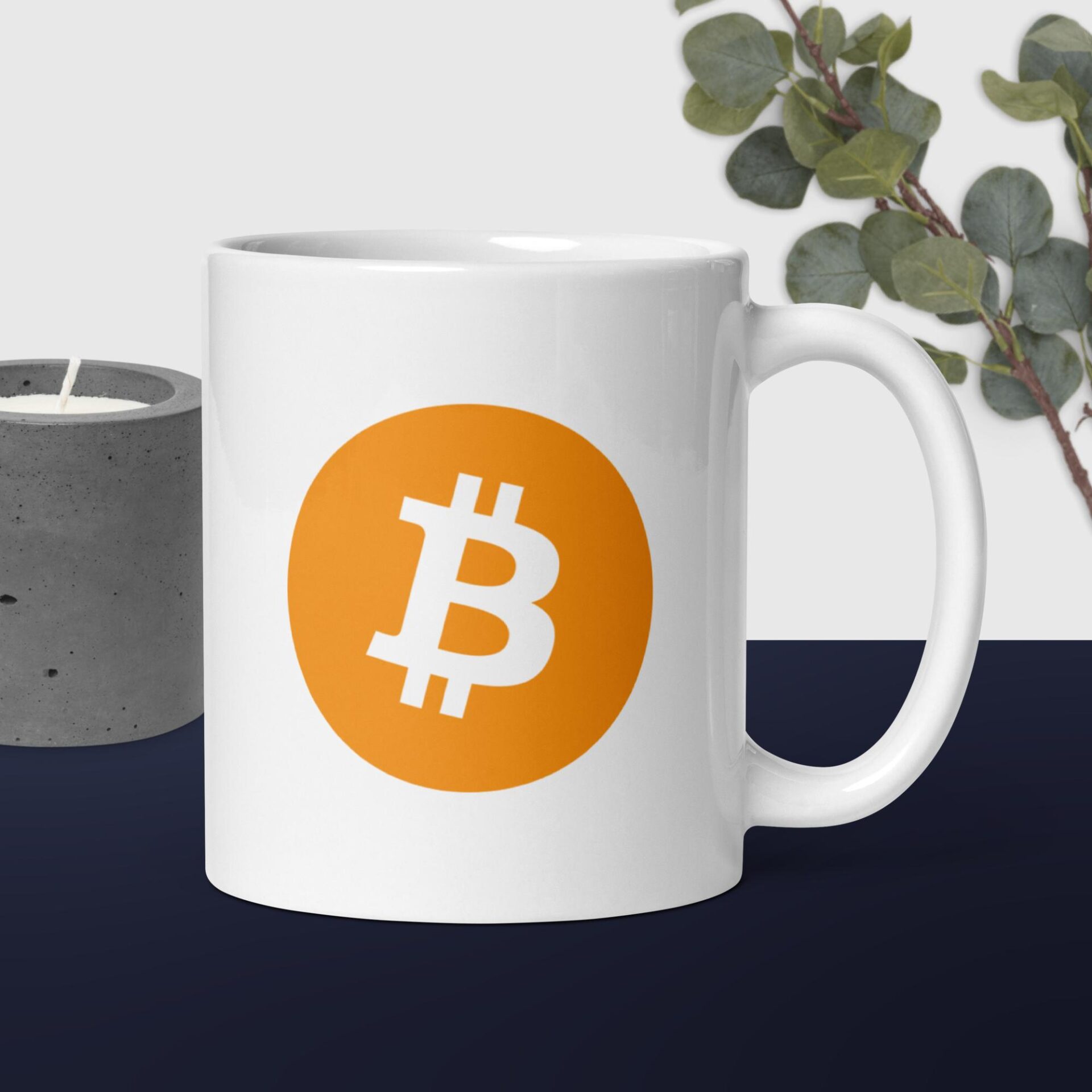 Tazza con logo Bitcoin